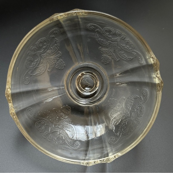 Vintage Clear Glass Madrid Pattern Butter Dish with Dome Lid - Picture 6 of 13